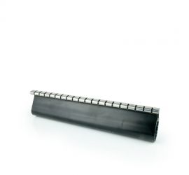 Een gesloten lengtestuk zwarte dikwandige krimpkous met lijm, HRSL, van het merk Hongshang, op een witte achtergrond.